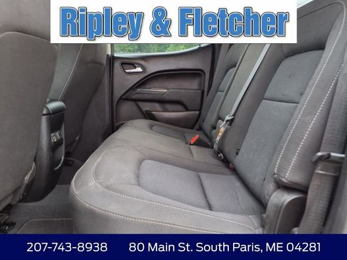 Used 2022 Chevrolet Colorado LT w/ LT Convenience Package AWD/4WD image 13