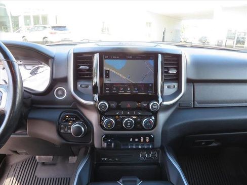 Used 2019 RAM 1500 Big Horn image 25