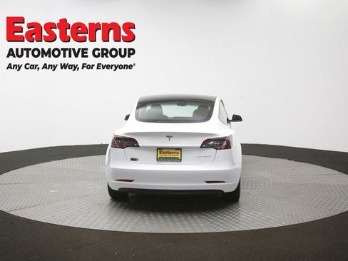 Used 2022 Tesla Model 3 Long Range AWD/4WD image 32