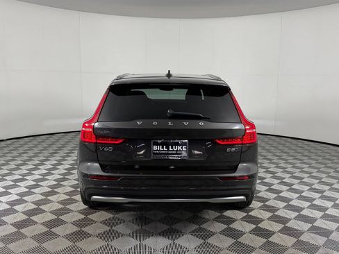 Used 2025 Volvo V60 B5 Cross Country Plus AWD/4WD image 8