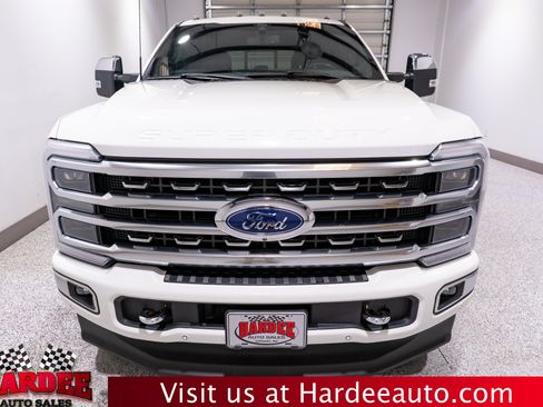 Used 2024 Ford F250 Platinum AWD/4WD image 7