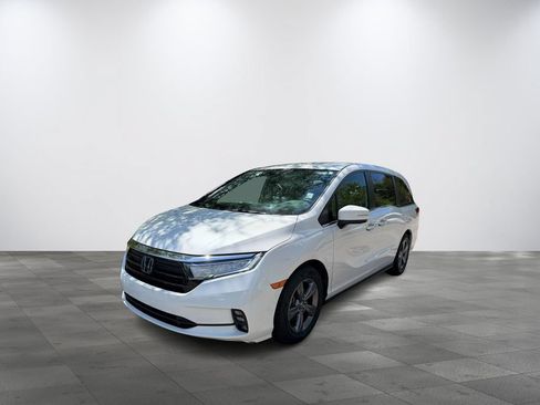 Used 2023 Honda Odyssey EX image 2