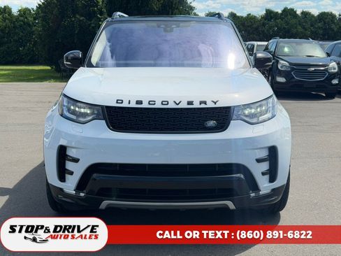 Used 2020 Land Rover Discovery Landmark AWD/4WD image 2