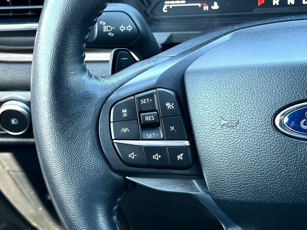 Used 2020 Ford Explorer Limited RWD image 24