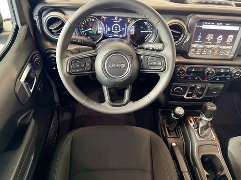 Used 2023 Jeep Wrangler Unlimited w/ 8.4" Radio Group image 20