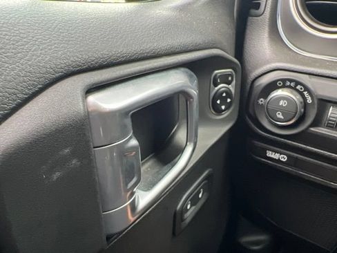 Used 2021 Jeep Gladiator Sport w/ Quick Order Package 24Q 80Th AWD/4WD image 25