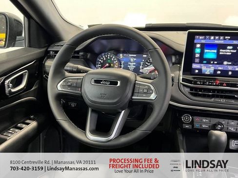 New 2026 Jeep Compass Latitude AWD/4WD image 18