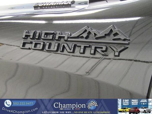 Certified 2025 Chevrolet Silverado 1500 High Country w/ Midnight Edition AWD/4WD image 4
