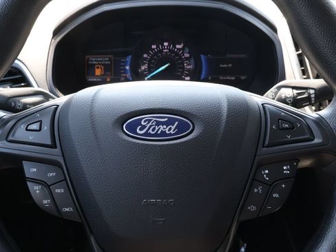 Used 2023 Ford Edge SE AWD/4WD image 15