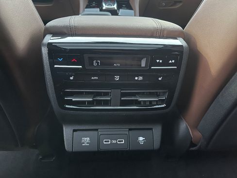 Certified 2024 Acura MDX SH-AWD w/ Advance Package image 40