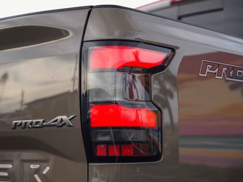 Used 2023 Nissan Frontier PRO-4X w/ Technology Package image 14