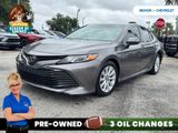 Used 2018 Toyota Camry LE image 4