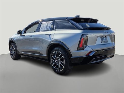 New 2025 Cadillac Optiq Sport 2 w/ LPO, Floor Liner Package image 4