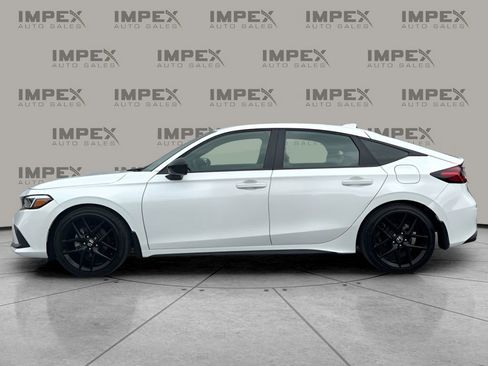 Used 2024 Honda Civic Sport image 2