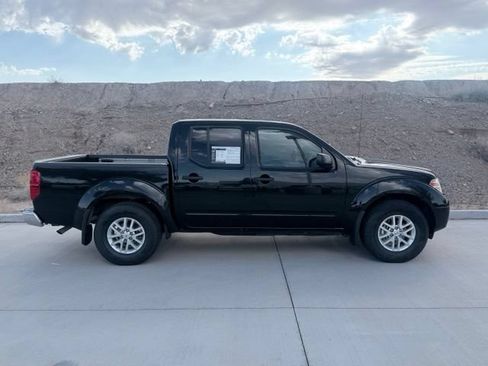 Certified 2020 Nissan Frontier SV RWD image 4