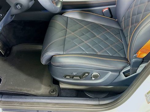 Certified 2026 Genesis GV70 3.5T Sport Prestige AWD/4WD image 20