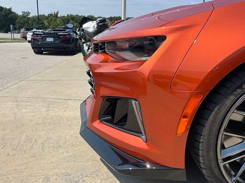 Used 2023 Chevrolet Camaro ZL1 RWD image 13