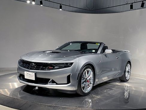 Used 2024 Chevrolet Camaro LT w/ RS Package RWD image 2