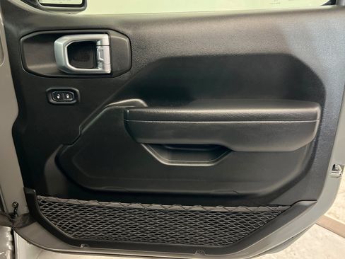 Used 2022 Jeep Wrangler Unlimited Rubicon 4xe w/ Safety Group image 22