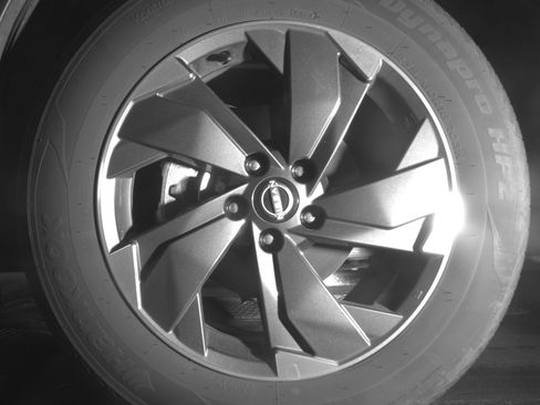 Used 2025 Nissan Rogue SV image 12