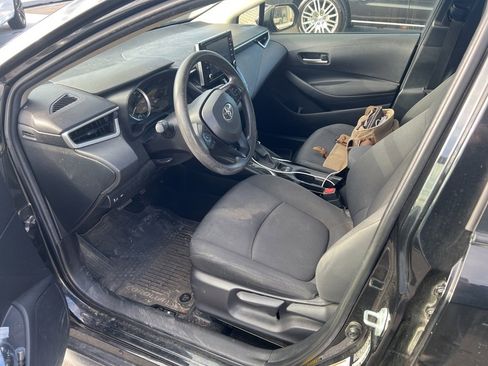 Used 2020 Toyota Corolla LE image 5