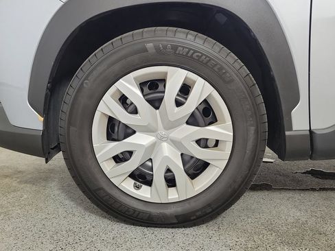 Used 2024 Toyota Corolla Cross L FWD image 9
