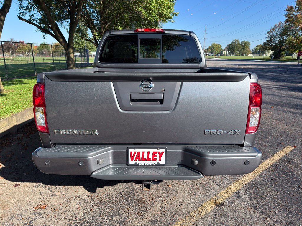 Used 2018 Nissan Frontier PRO-4X AWD/4WD image 13