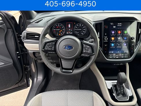 Used 2025 Subaru Forester Premium AWD/4WD image 16