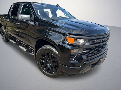 Used 2024 Chevrolet Silverado 1500 Custom AWD/4WD image 28