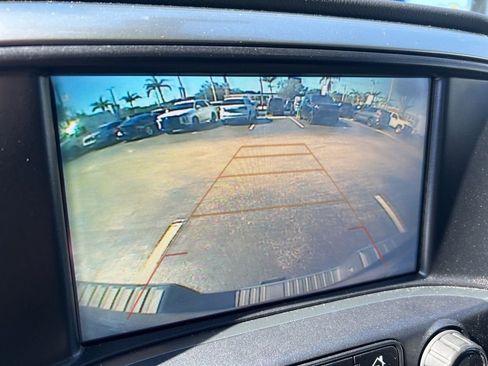 Used 2018 Chevrolet Silverado 1500 LT w/ All Star Edition image 6