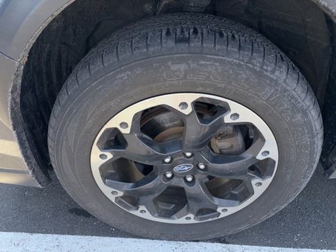 Used 2023 Subaru Crosstrek 2.0i image 9