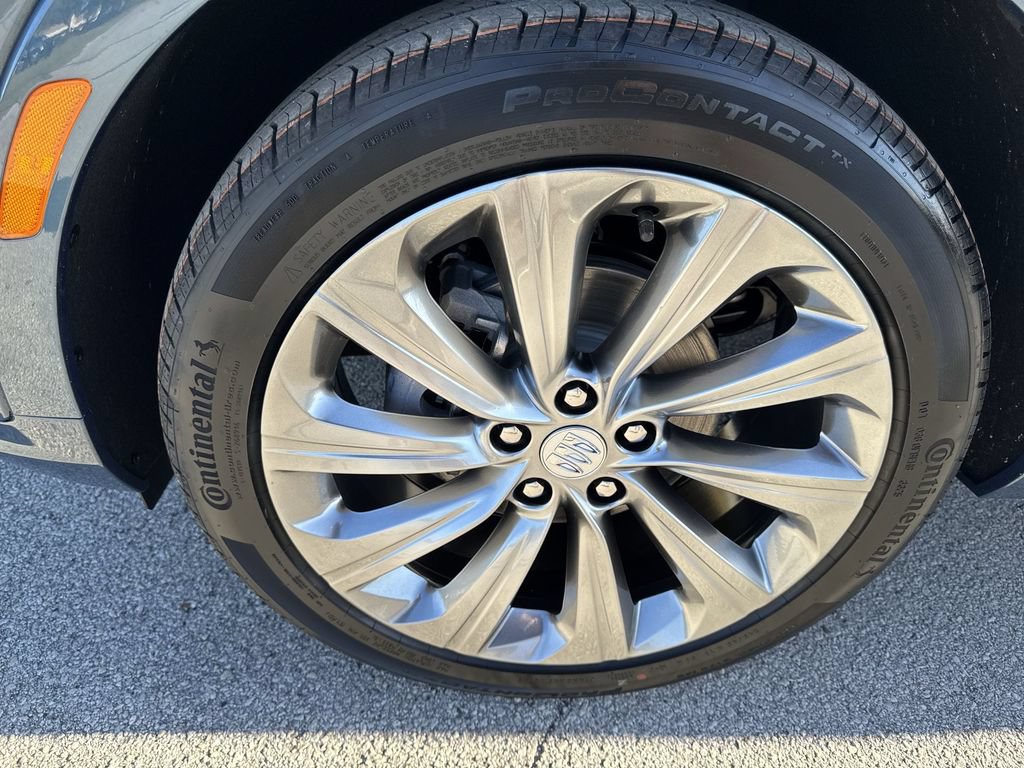 New 2026 Buick Envista Sport Touring FWD image 37