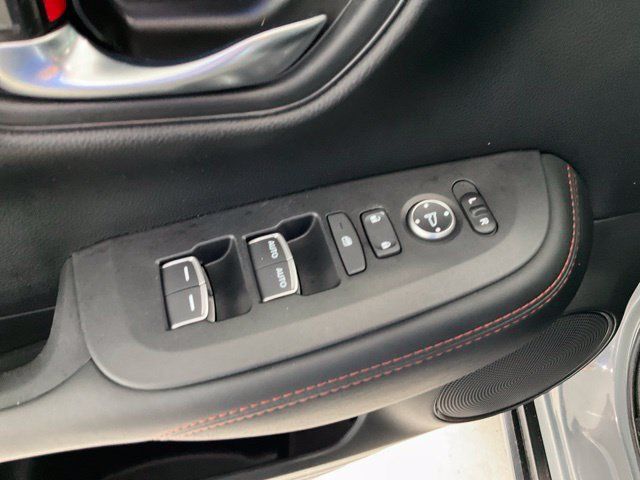 Certified 2026 Honda HR-V Sport image 6