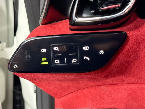 Used 2023 Ferrari Roma RWD image 10