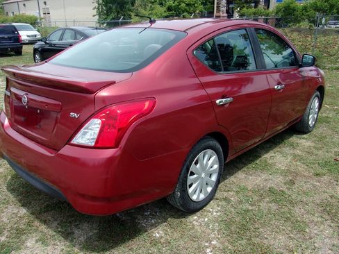 Used 2017 Nissan Versa SV FWD image 7