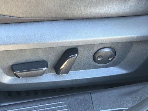 Used 2023 Nissan Rogue SL image 22