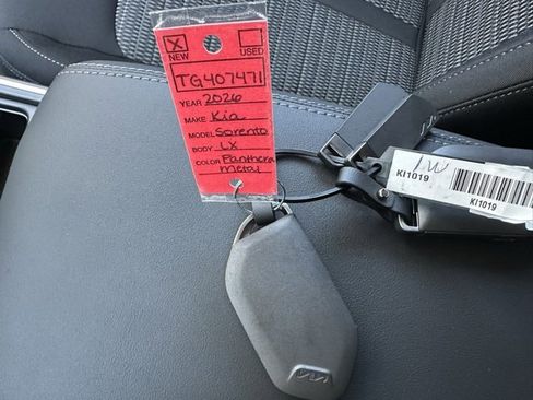 New 2026 Kia Sorento LX image 39