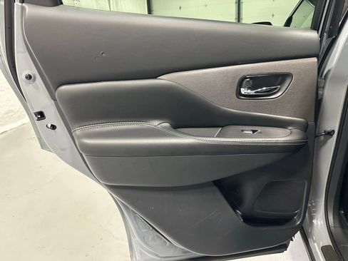Used 2023 Nissan Murano SL w/ SL Moonroof Package FWD image 40