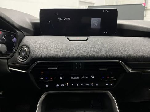 Used 2024 MAZDA CX-90 Plug-In Hybrid w/ Preferred image 9