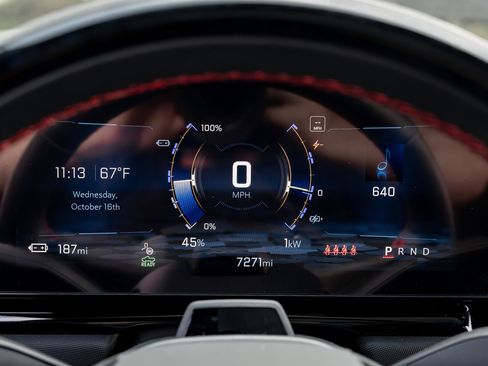 New 2024 Chevrolet Silverado EV RST image 23