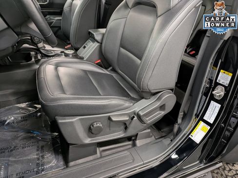 Certified 2025 Ford Bronco Badlands AWD/4WD image 14