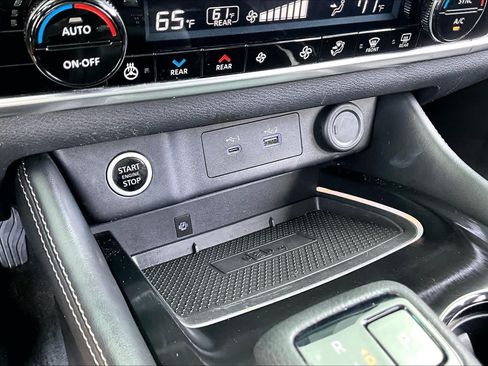 Used 2023 Nissan Rogue Platinum w/ Platinum Premium Package FWD image 31