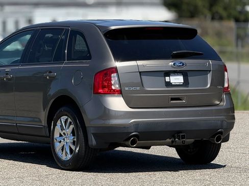 Used 2013 Ford Edge SEL FWD image 16