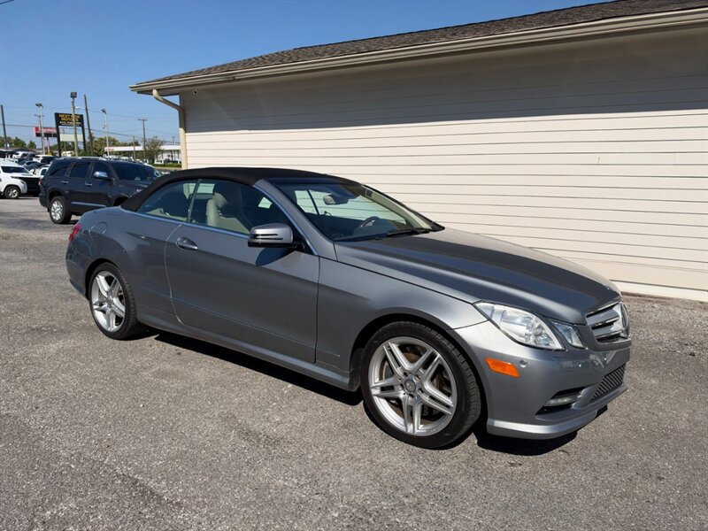 Used 2013 Mercedes-Benz E 550 Cabriolet image 3