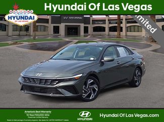 Used 2025 Hyundai Elantra Limited FWD video 1