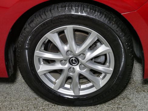 Used 2017 MAZDA MAZDA3 Sport image 16