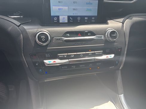 Used 2020 Ford Explorer ST w/ Premium Technology Package AWD/4WD image 15