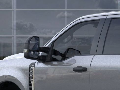 New 2026 Ford F250 XLT image 22