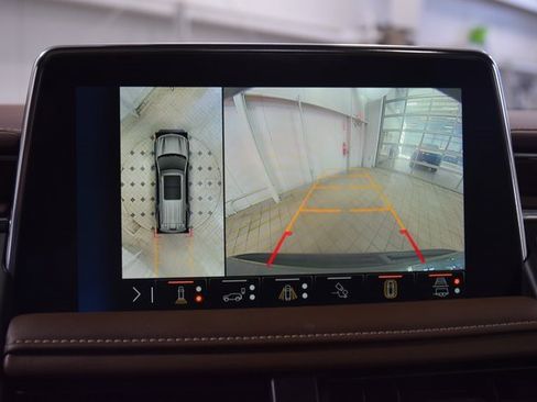 Used 2024 Chevrolet Suburban High Country image 51