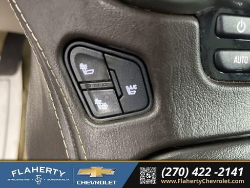 Used 2016 Chevrolet Suburban LTZ image 32